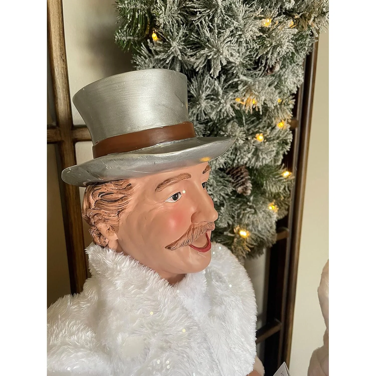 Frosted White Carollers, 26-35" (Set of 4) - Image 8