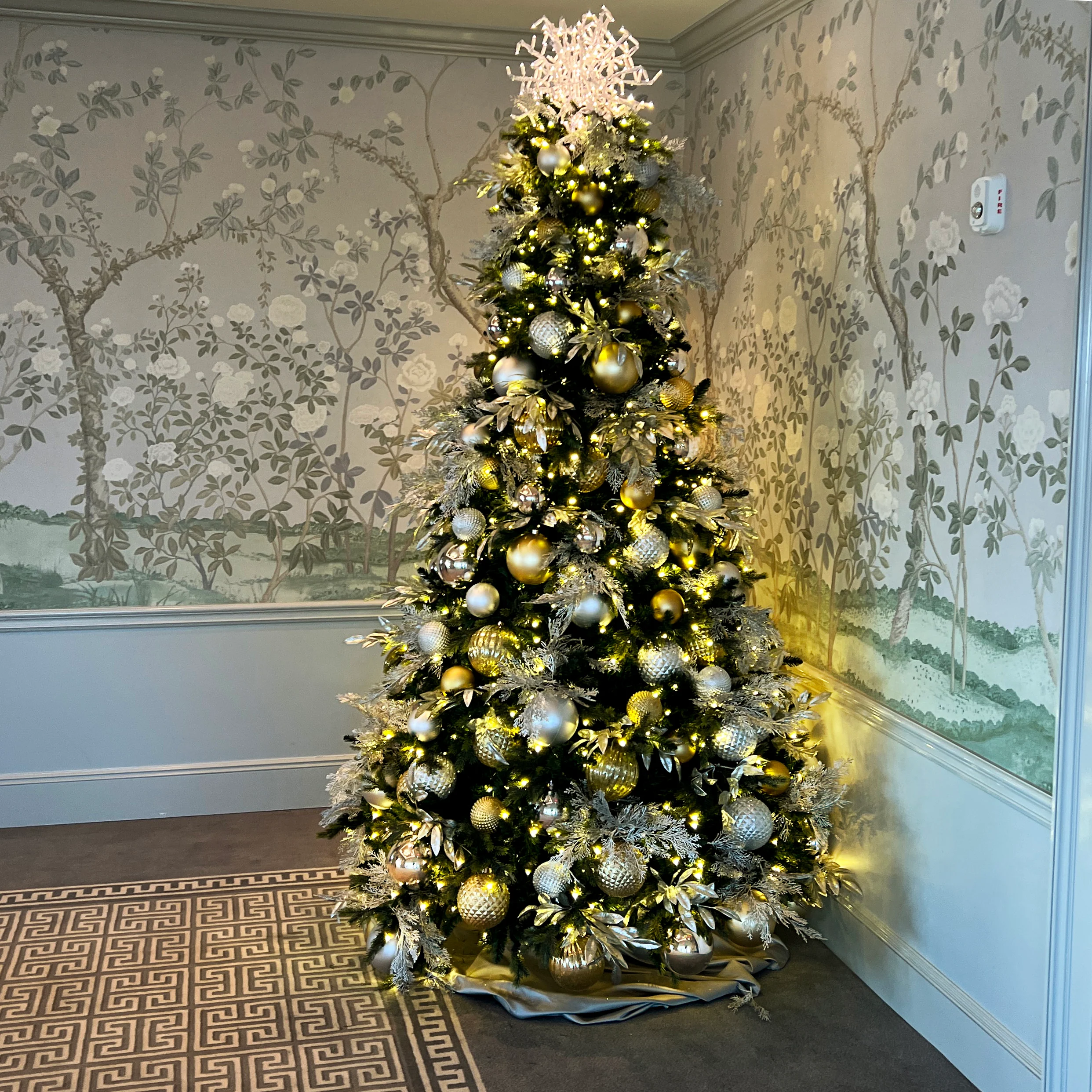 Hinged Artificial Christmas Tree, LED Lit, Warm White (3ft to 9ft) - Image 9