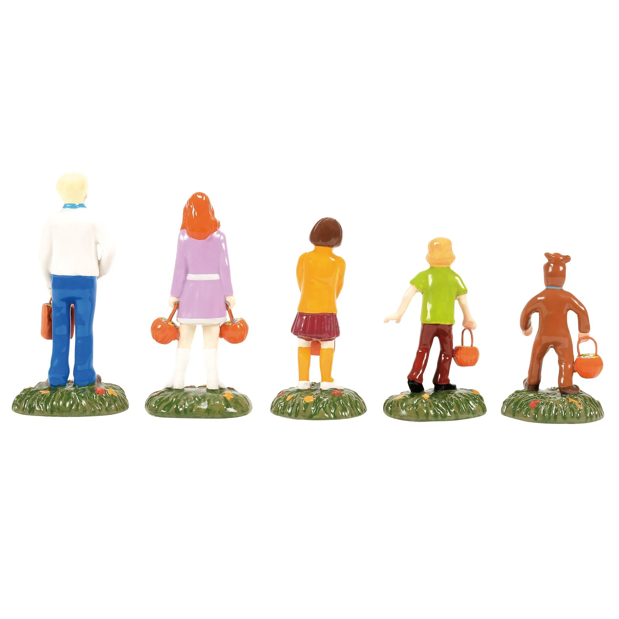 Snow Village Halloween - Scooby Doo Trick or Treaters Figurines, 3.35" (Set of 5) - Image 2