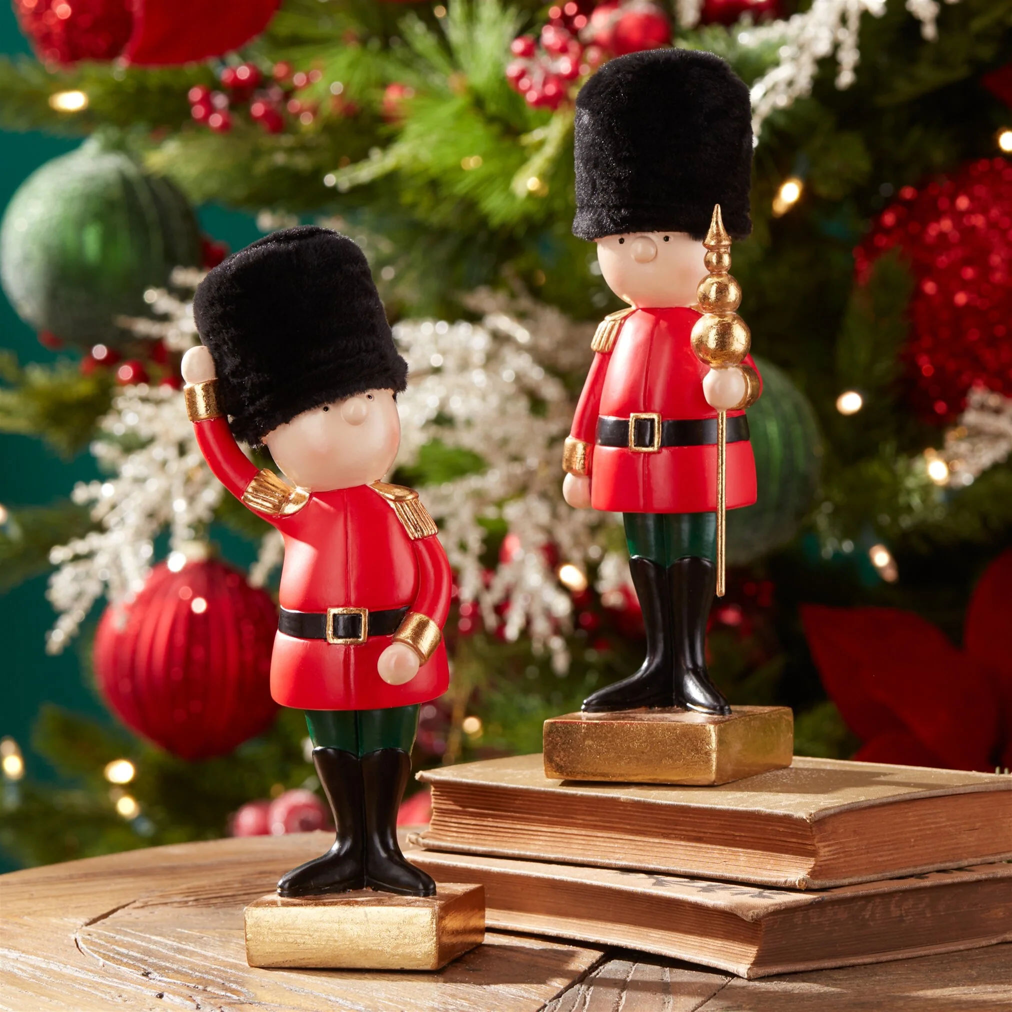 Resin Soldier - Beefeater, 9.5" (2 styles - sold individually)e - Image 3