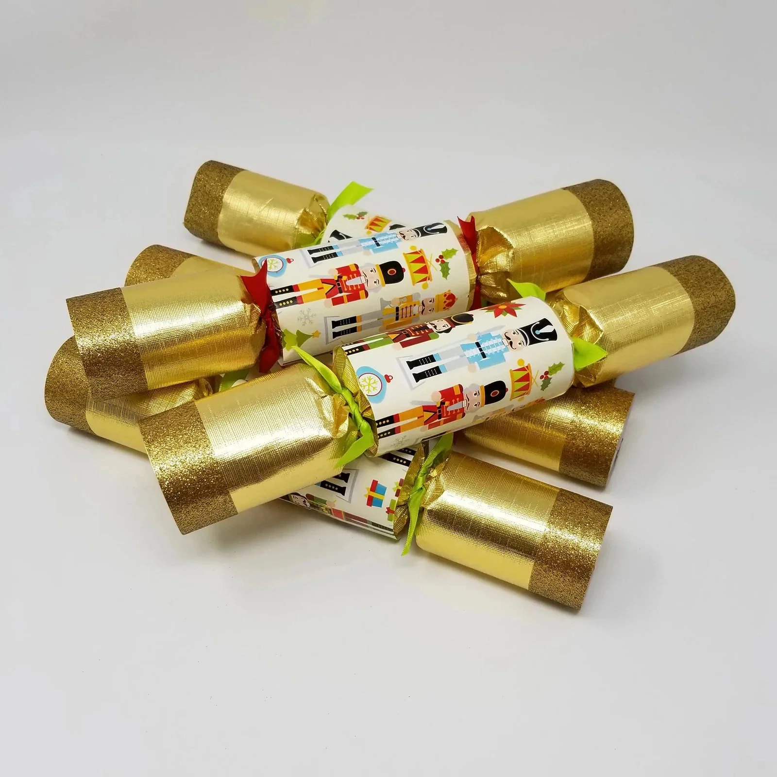 Traditional Nutcracker Party Crackers, 12" (Set of 6) - Image 4